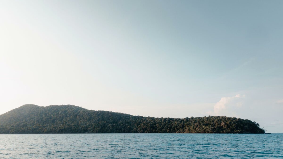 Koh Rong Sanloem island view from the sea