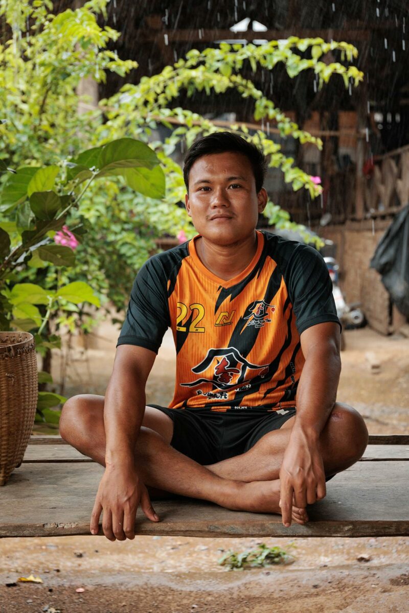 Bauung, grand son of Mu Kler, youngster from the Kayan tribe