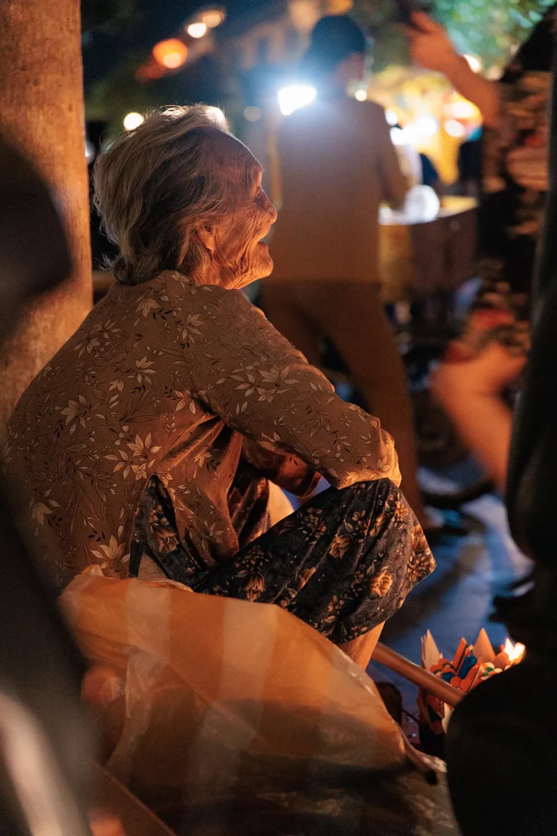 Old Women selling lantern in Hoi An - Vietnam