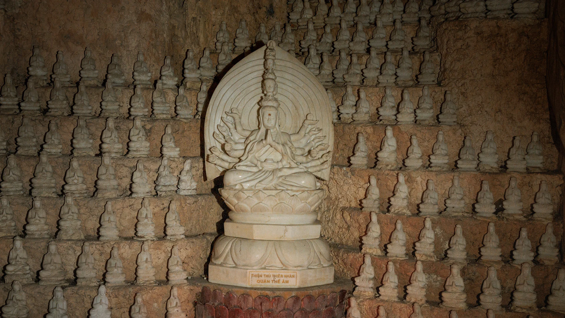 Guan Yin Statues in Marble mountain da nang Vietnam