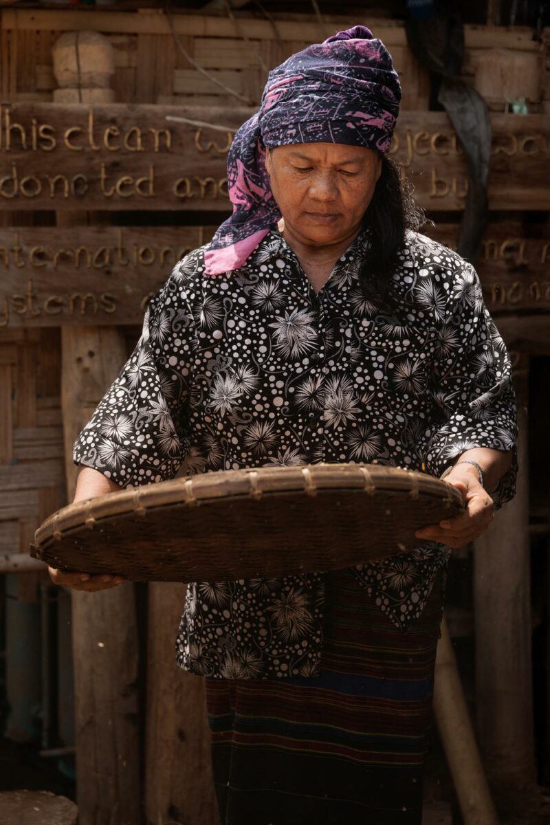 Women in the longneck village of Huay Pu Keng, North Thailand