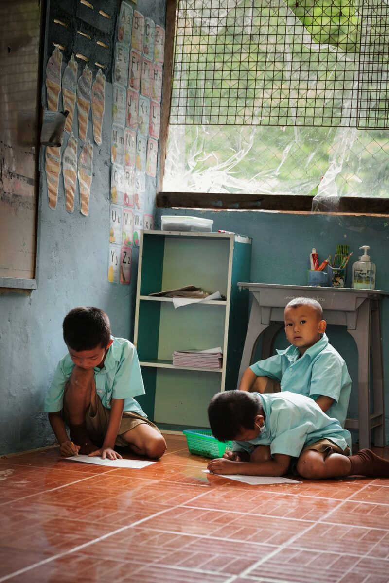 Boys in the school of the Huay Pu Keng Village close to myanmar