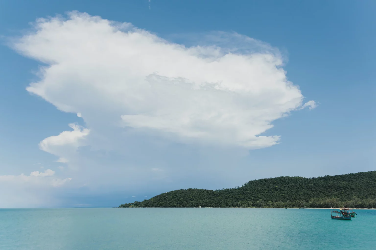 Koh Rong Sanloem island with clouds - Cambodia